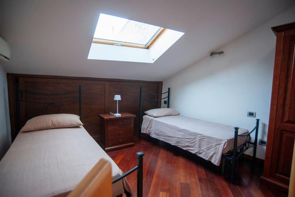 ナルニCasa Dell'Oliveto "Parcheggio Gratuito"アパートメント エクステリア 写真