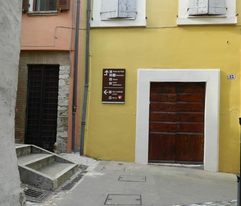 ナルニCasa Dell'Oliveto "Parcheggio Gratuito"アパートメント エクステリア 写真